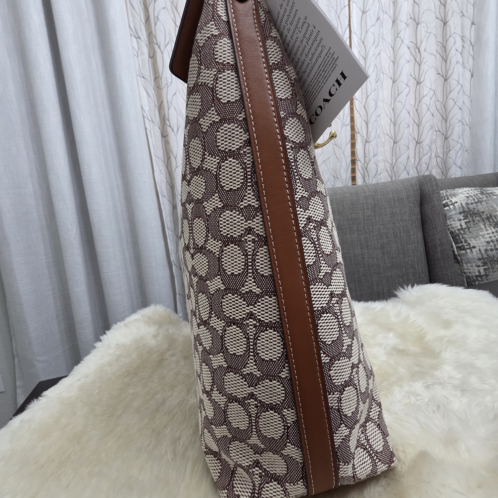 COACH Juliet 38 Signature Jacquard Shoulder Bag Cocoa Burnished Amber - Picture 4 of 5